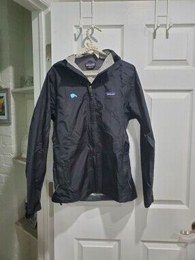 Patagonia Black Hooded Shell Jacket with Light Gray Lining